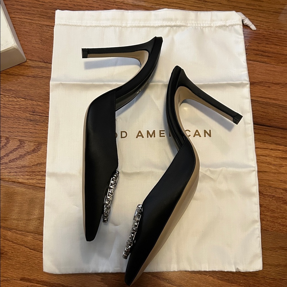 Good American Black Pointed Satin Mules with Crystal Buckle - Picture 10 of 10